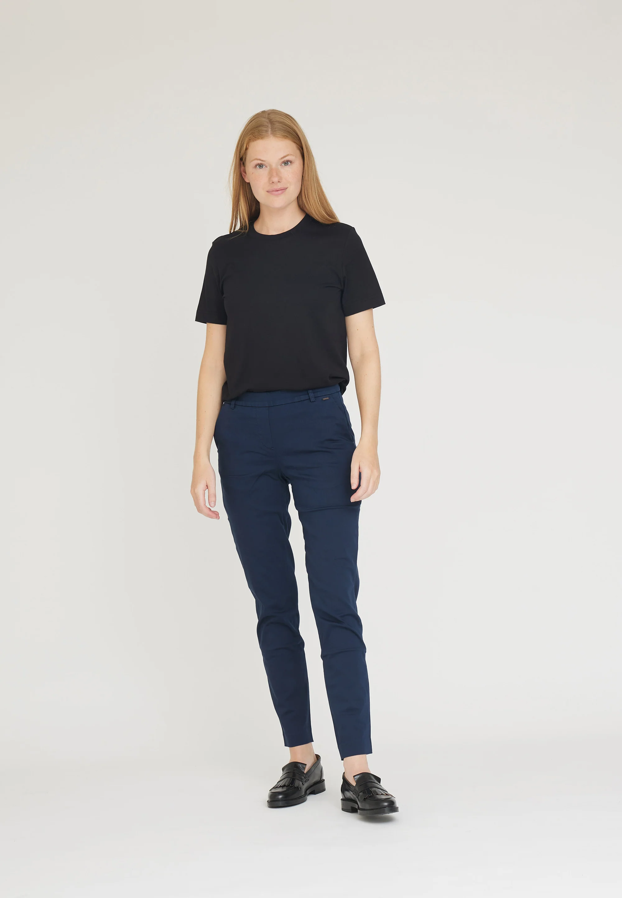 Fanny Slim - Short Length - Navy - Image 3