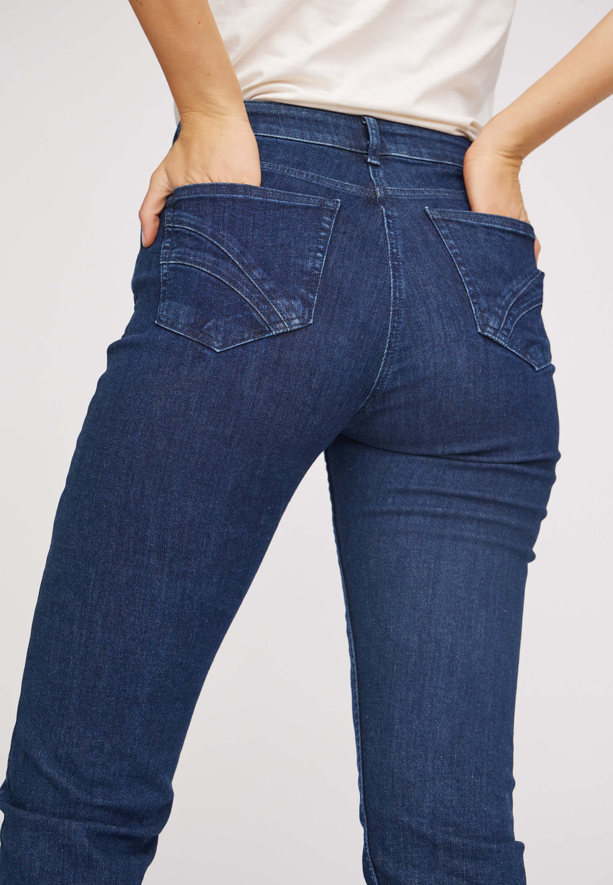 Charlotte Regular - Medium Length - Ecolabel - Dark Blue Denim - Image 5