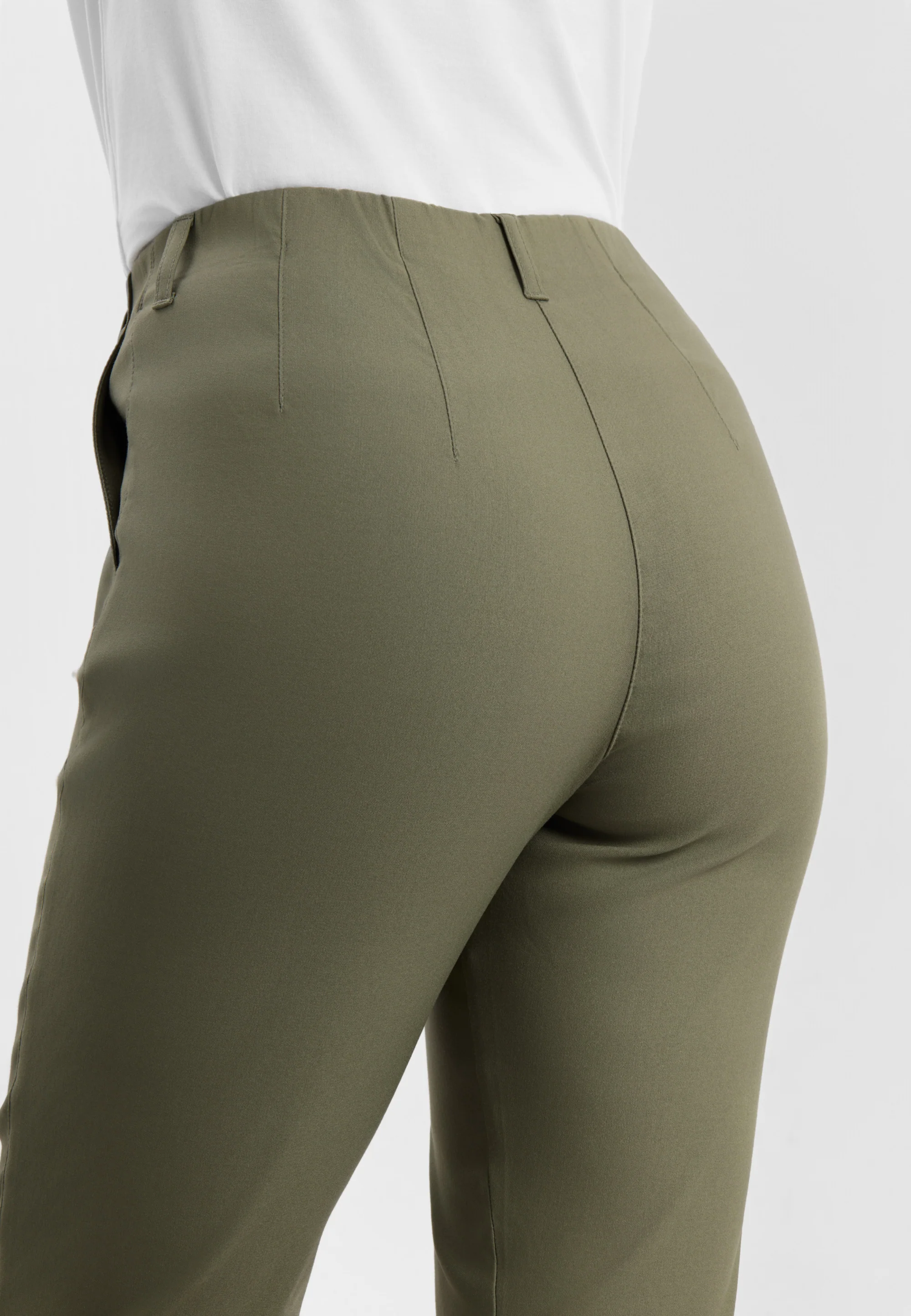 Taylor Regular Capri Medium Length - Khaki - Image 4