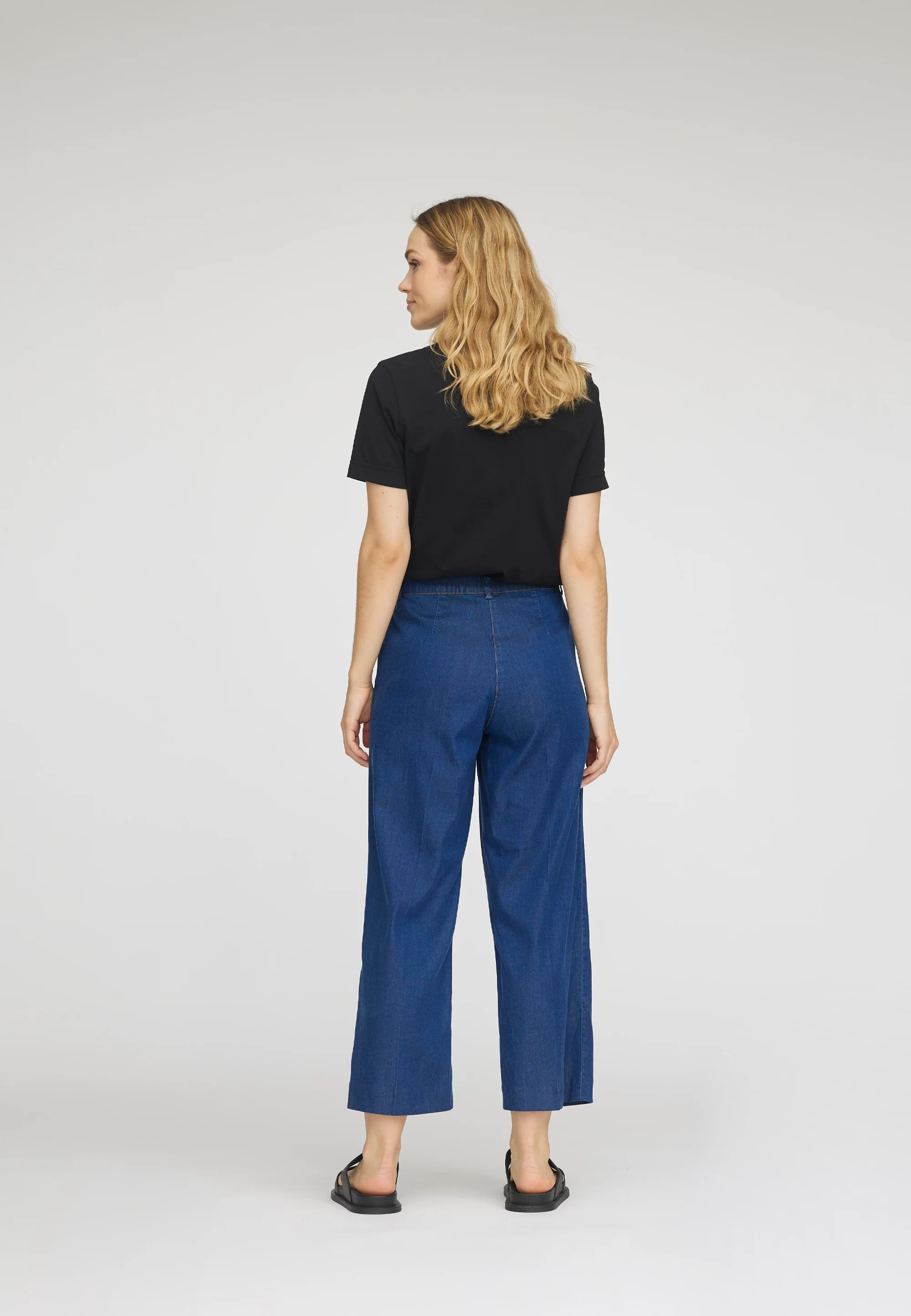 Phoebe Loose CL - Medium Blue Denim - Image 3