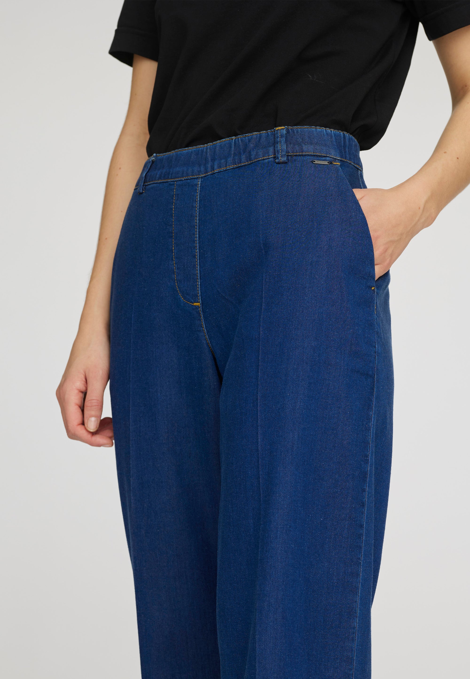 Phoebe Loose CL - Medium Blue Denim - Image 4