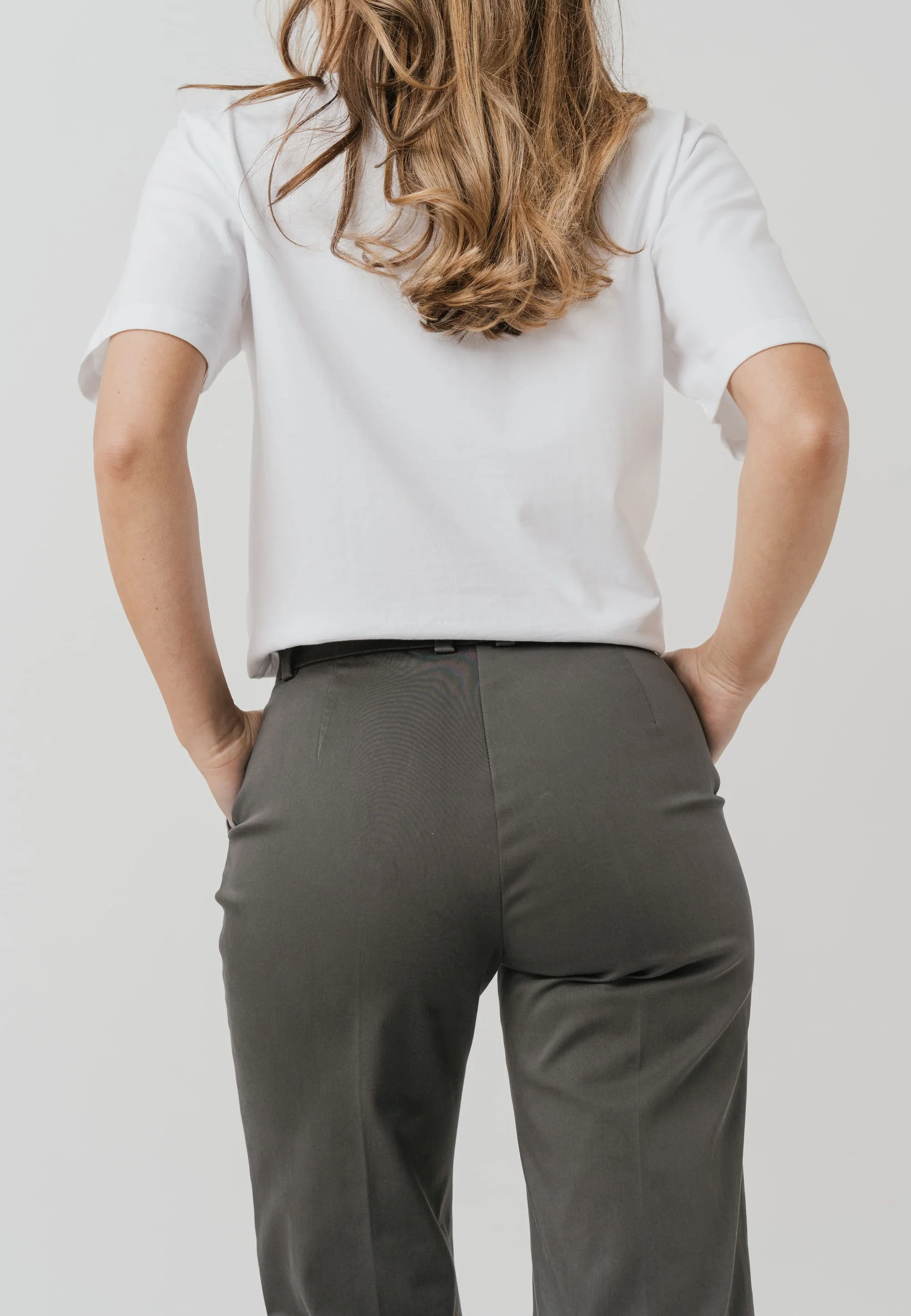 Phoebe Loose - Medium Length - Anthracite - Image 6
