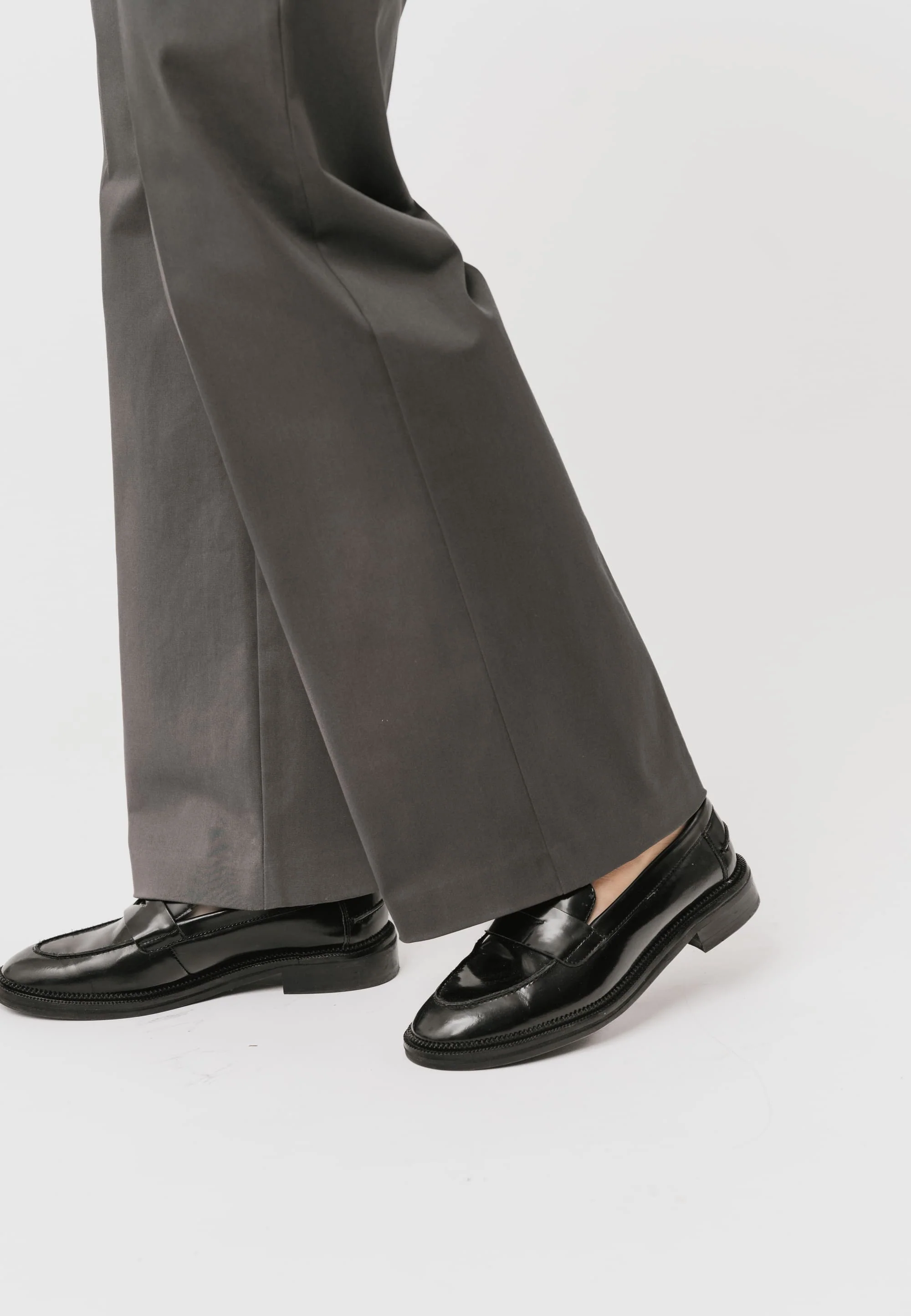 Phoebe Loose - Medium Length - Anthracite - Image 7