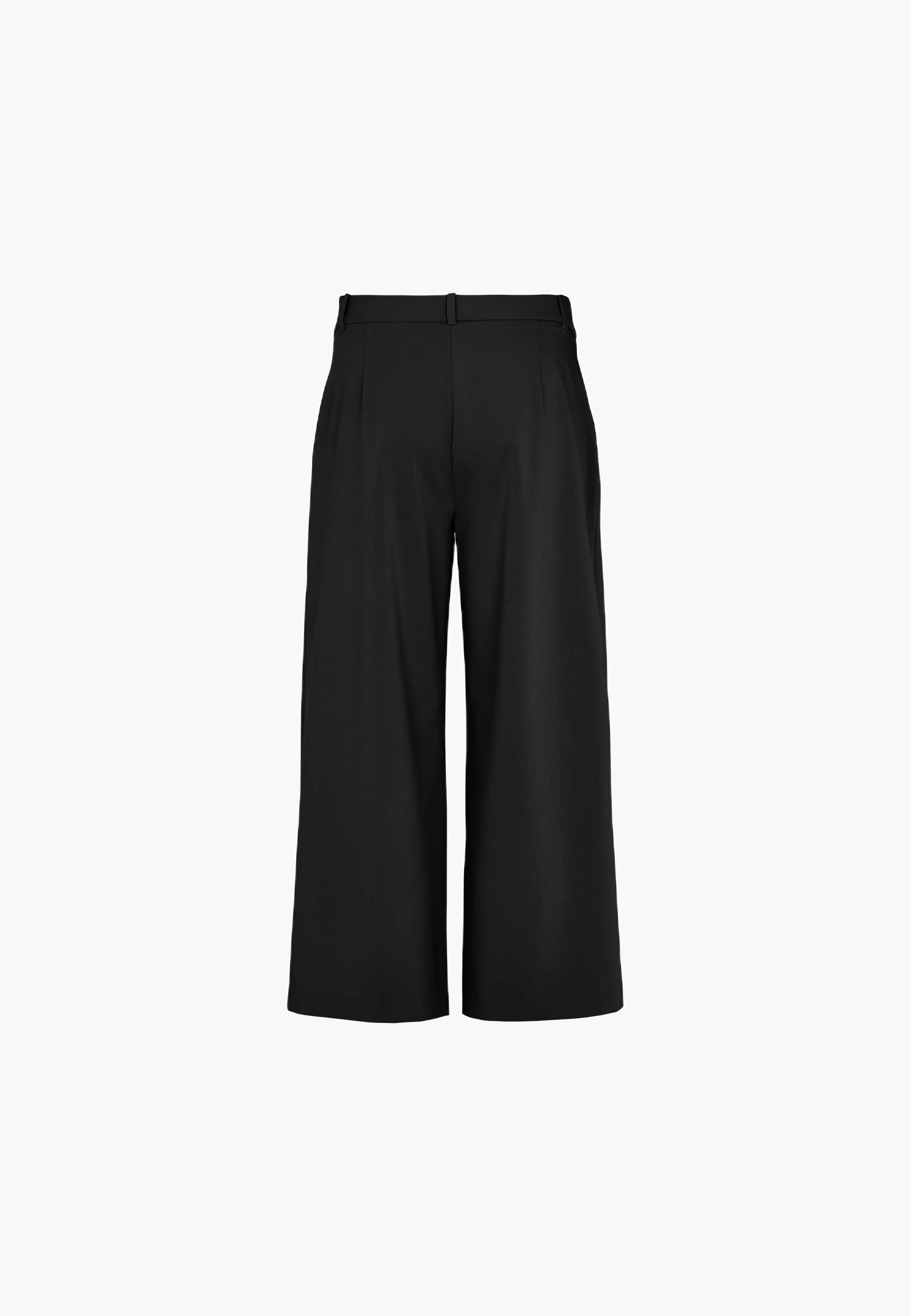 Lia Loose - Cropped - Black - Image 6