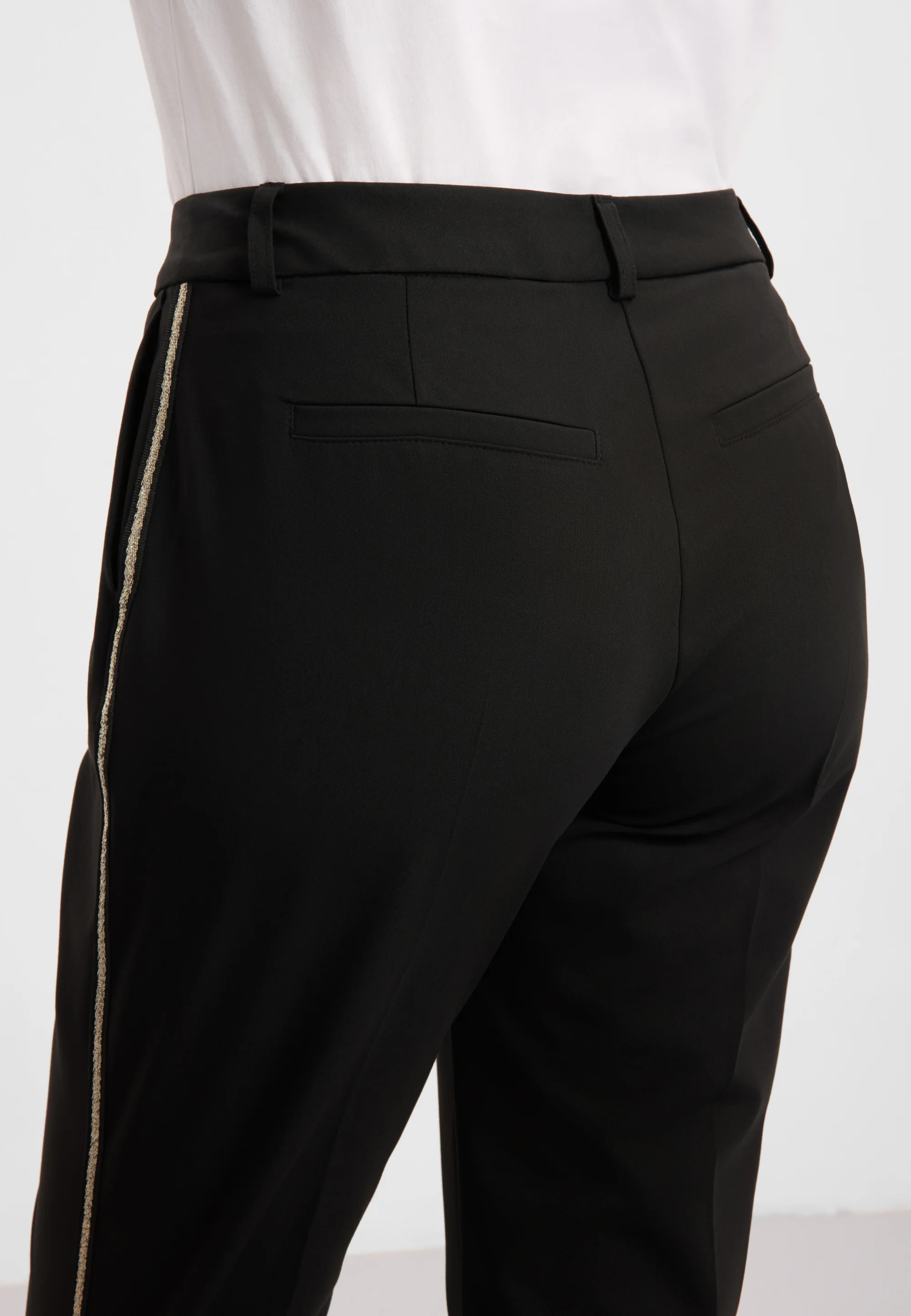 Julianne Pipe Regular - Short Length - Black - Image 6