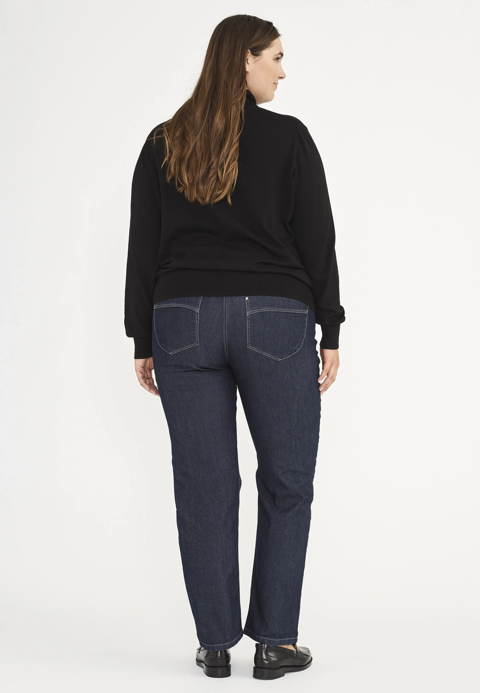Amelia Straight - Medium Length - Dark Blue Denim - Image 3