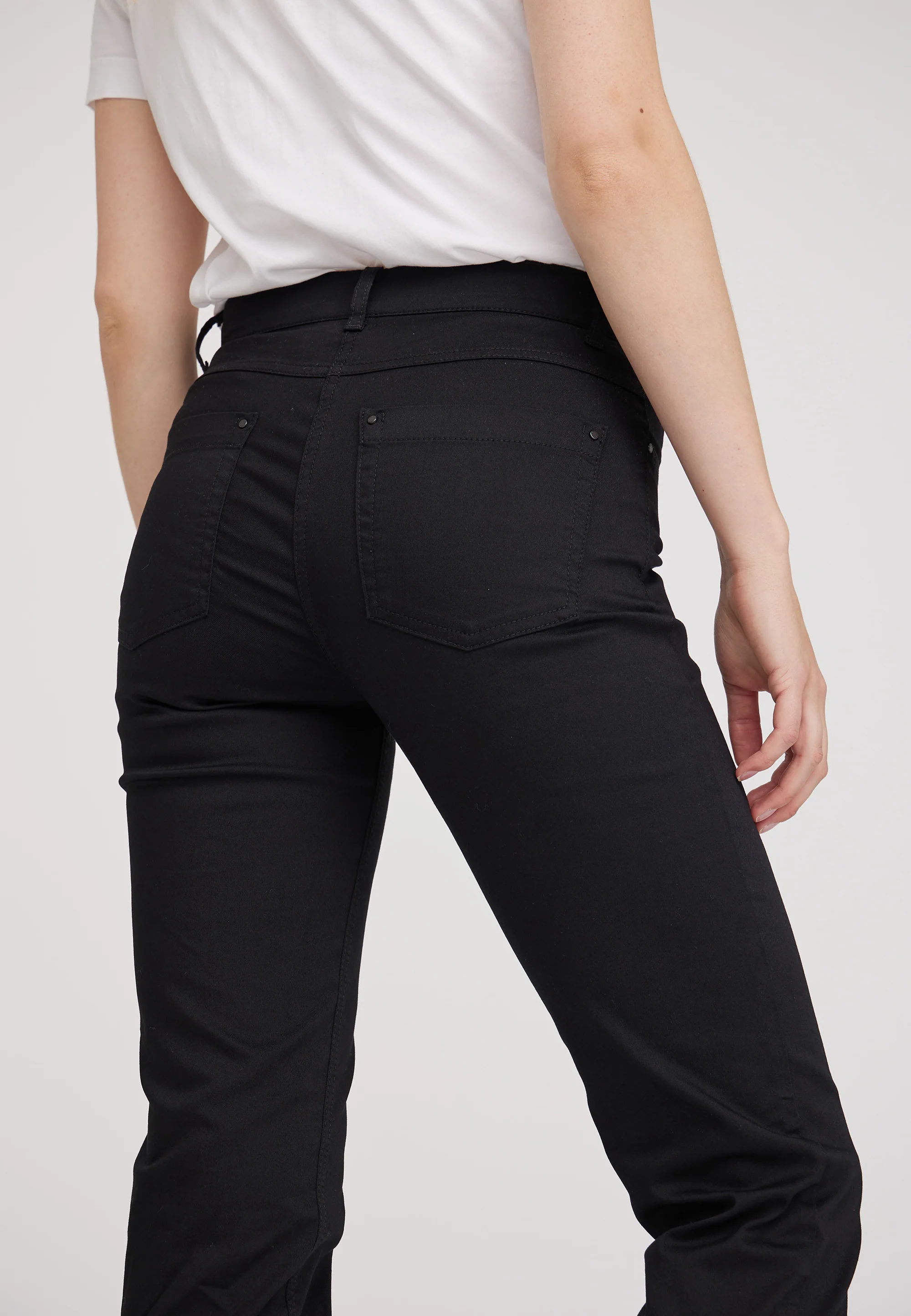 Charlotte Regular - Long Length - Black - Image 5