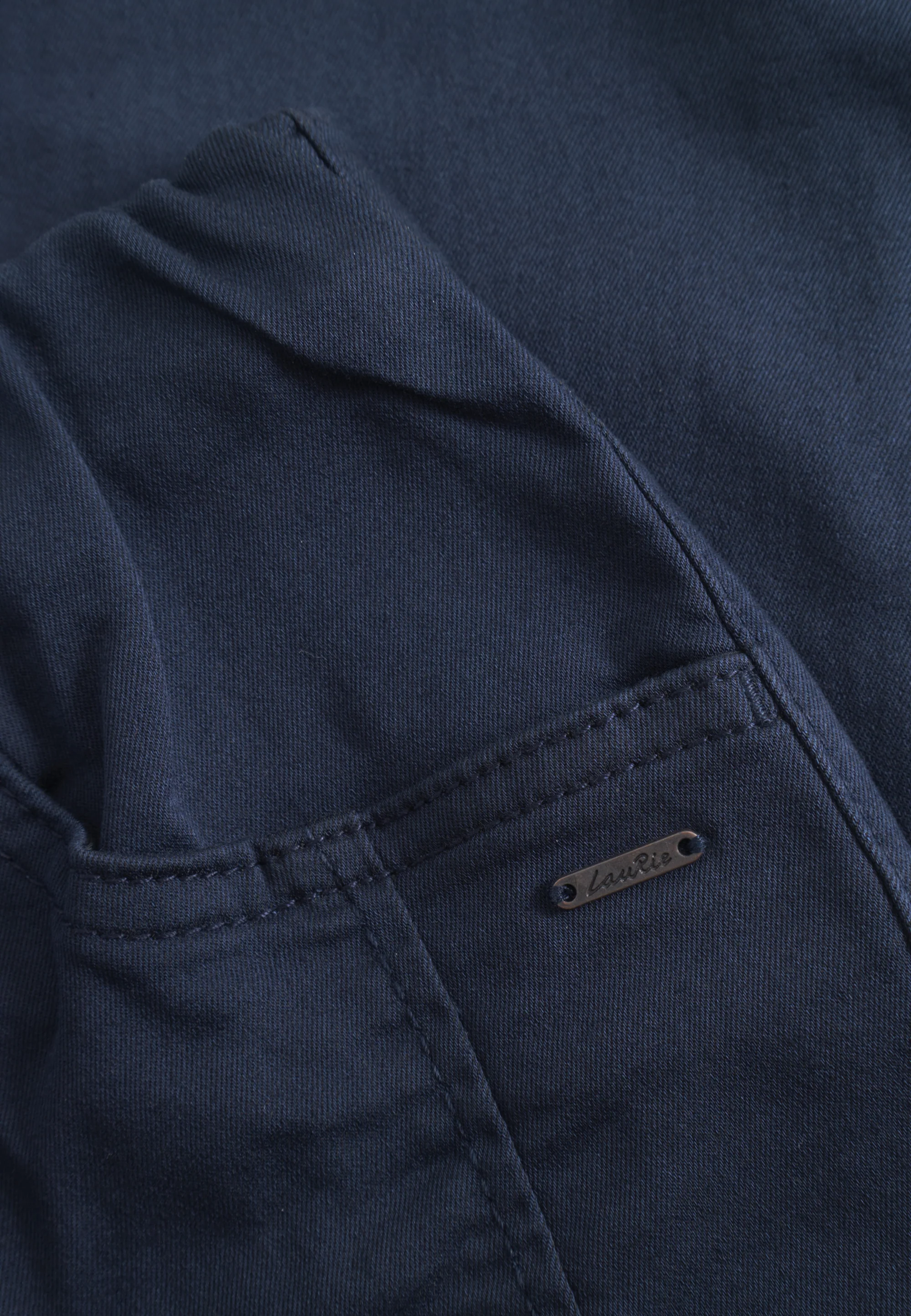 Piper Regular - Cropped - Navy - Image 6