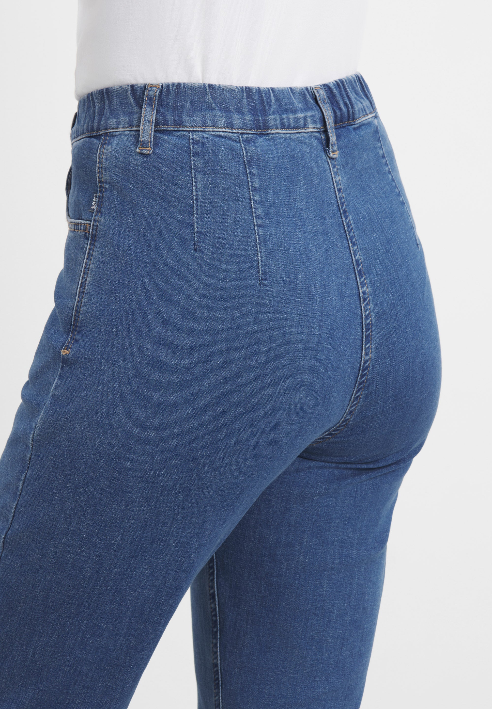 Kelly Regular - Medium Length - Blue Denim - Image 4