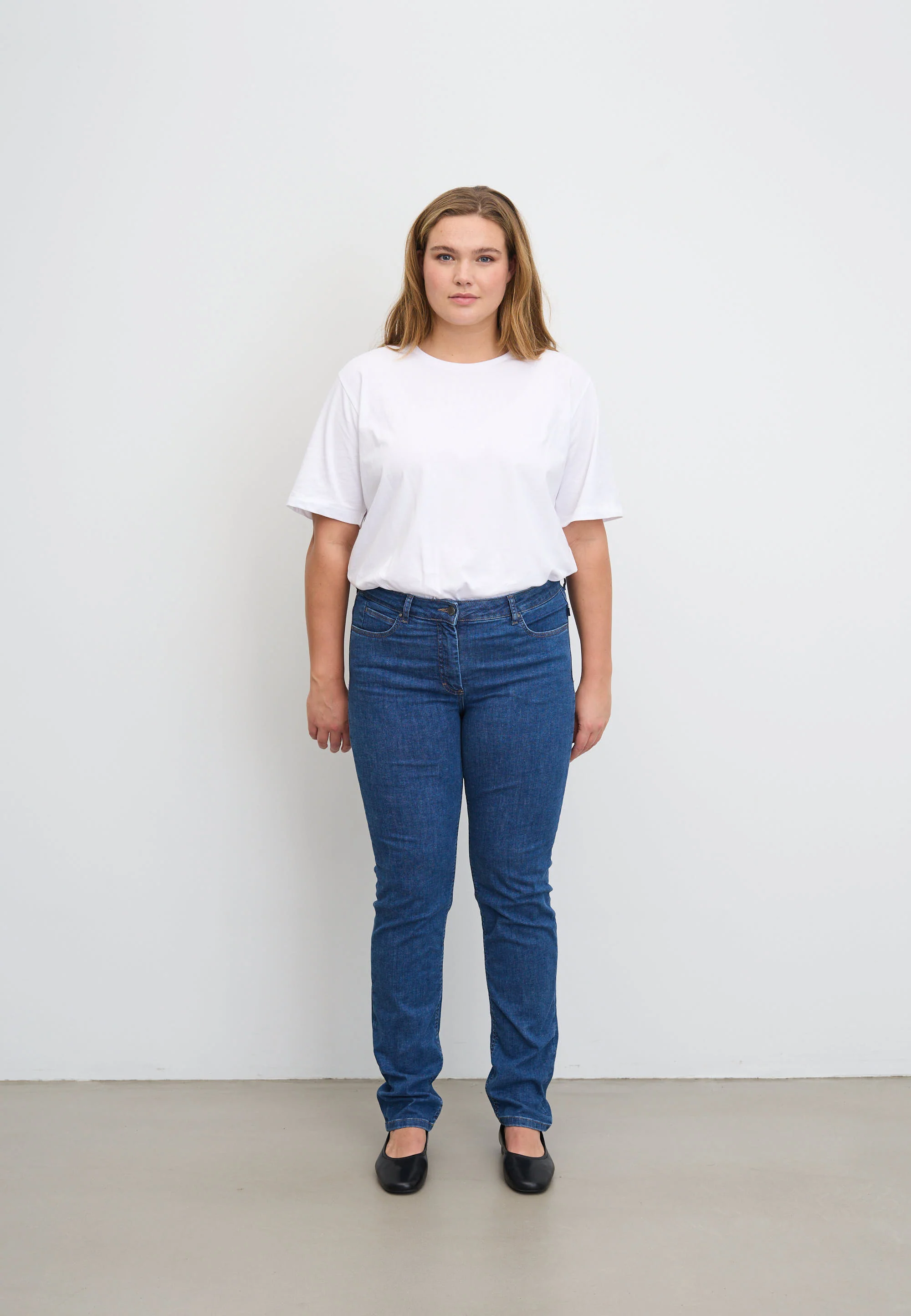 Charlotte Regular - Medium Length - Blue Denim - Image 4