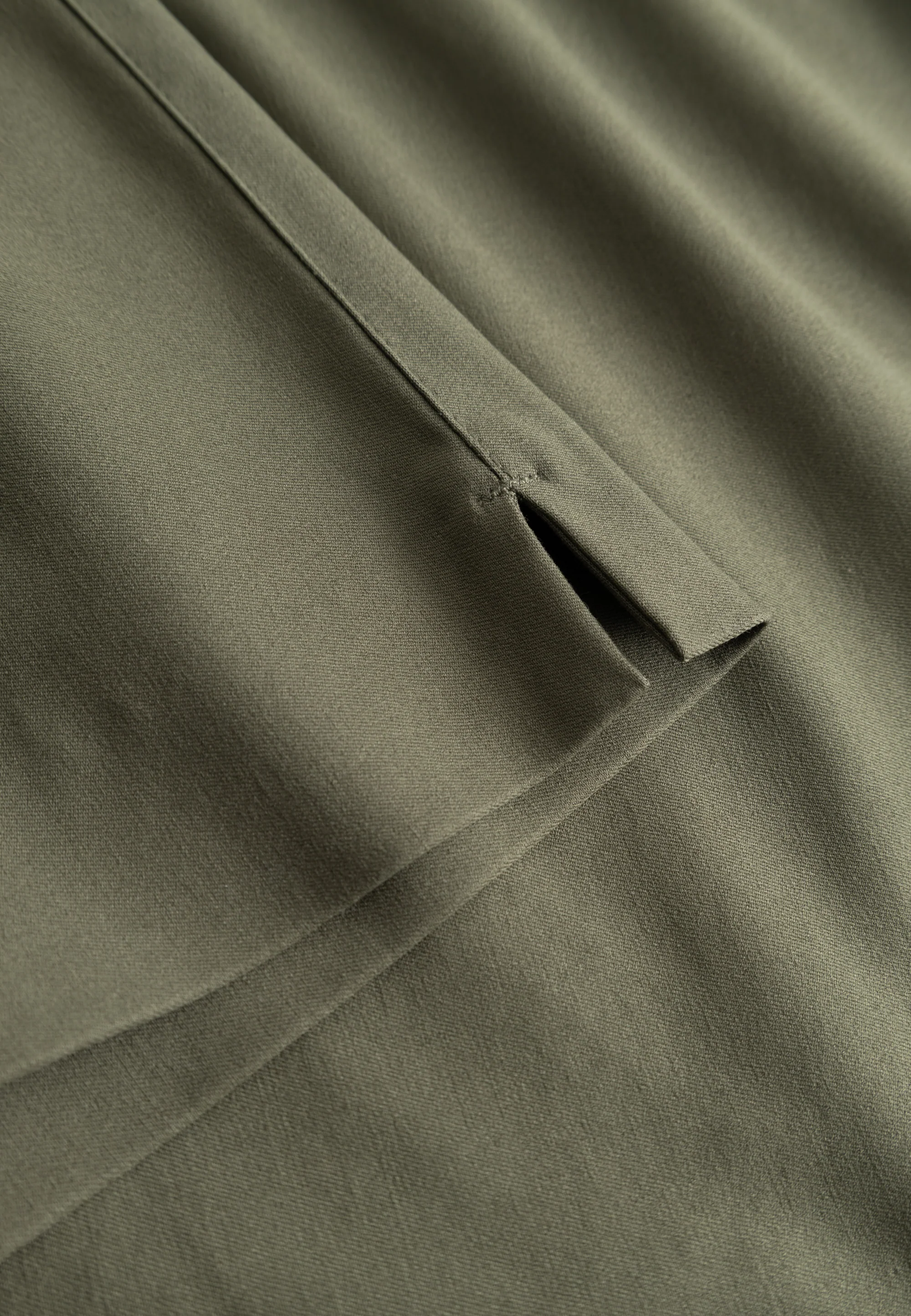 Donna Loose Shorts - Khaki - Image 4
