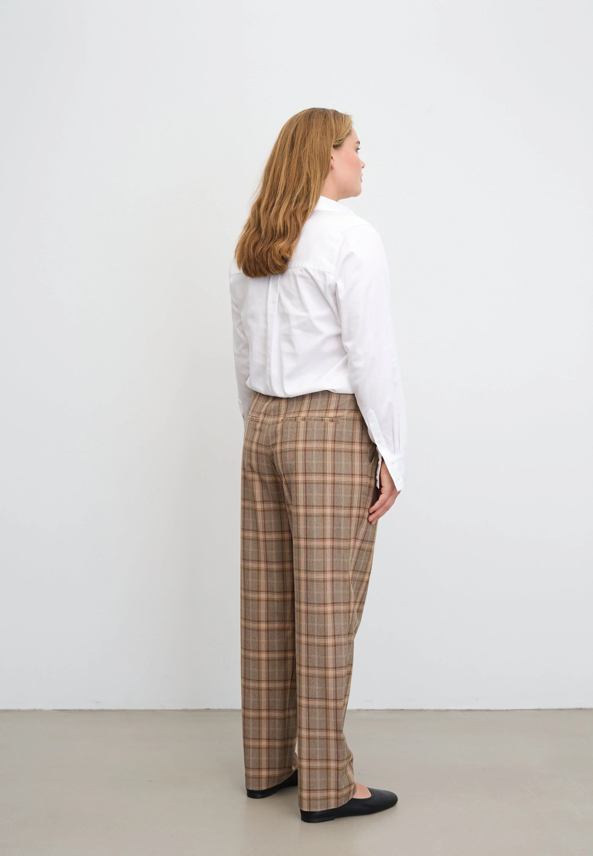 Oline Relaxed - Medium Length - Deer Check - Image 3