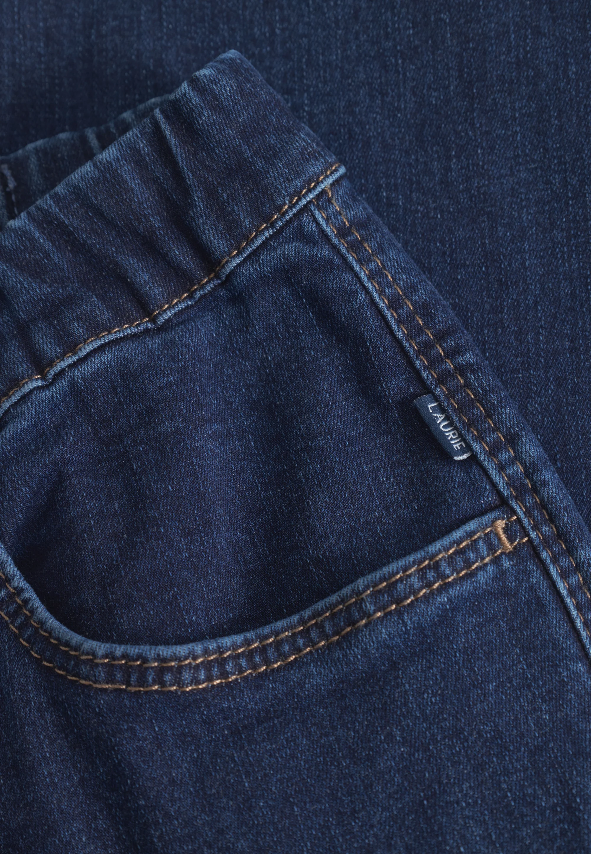 Kelly Regular - Medium Length - Dark Blue Denim - Image 5
