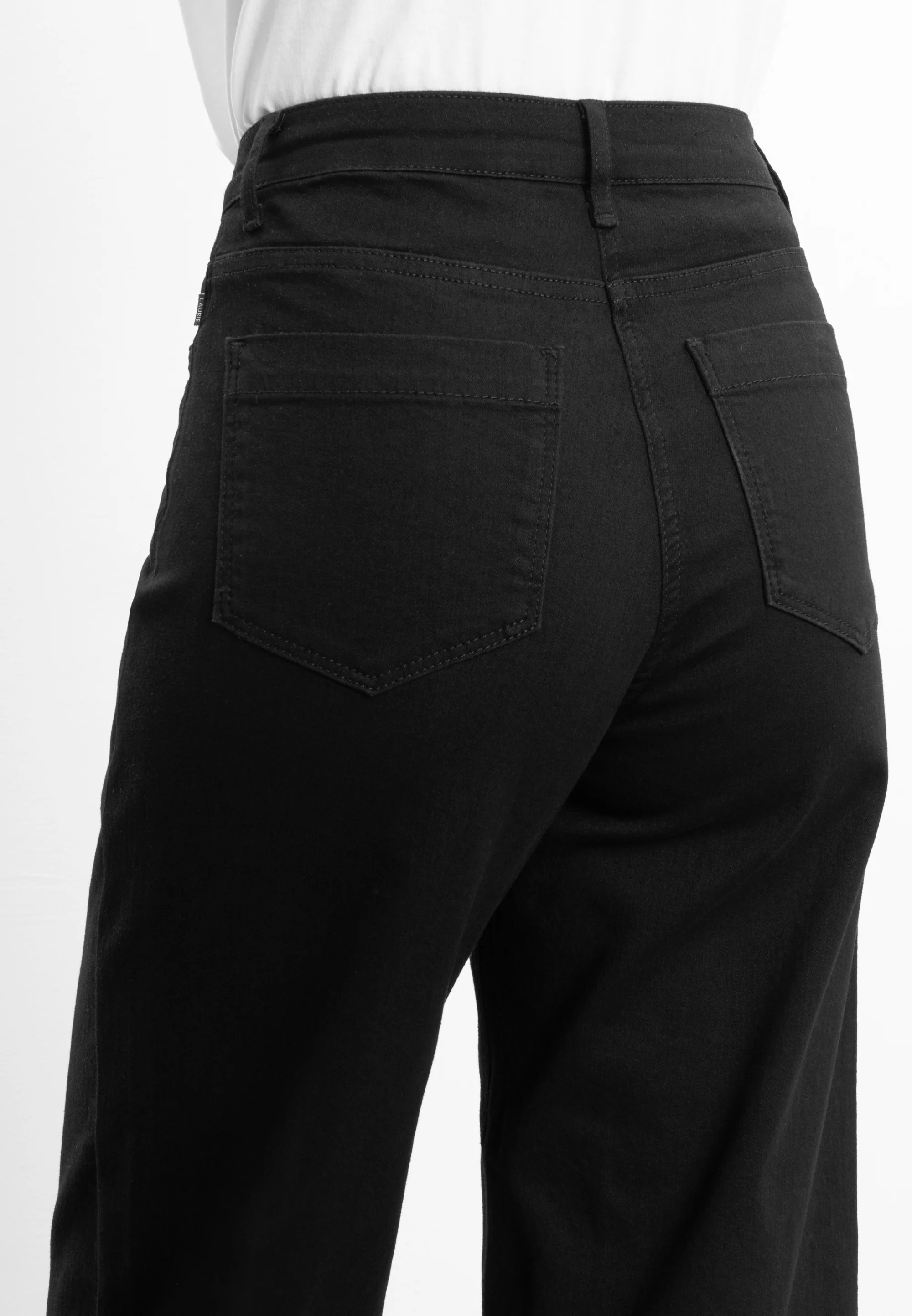 Carol Loose - Medium Length - Black Denim - Image 4