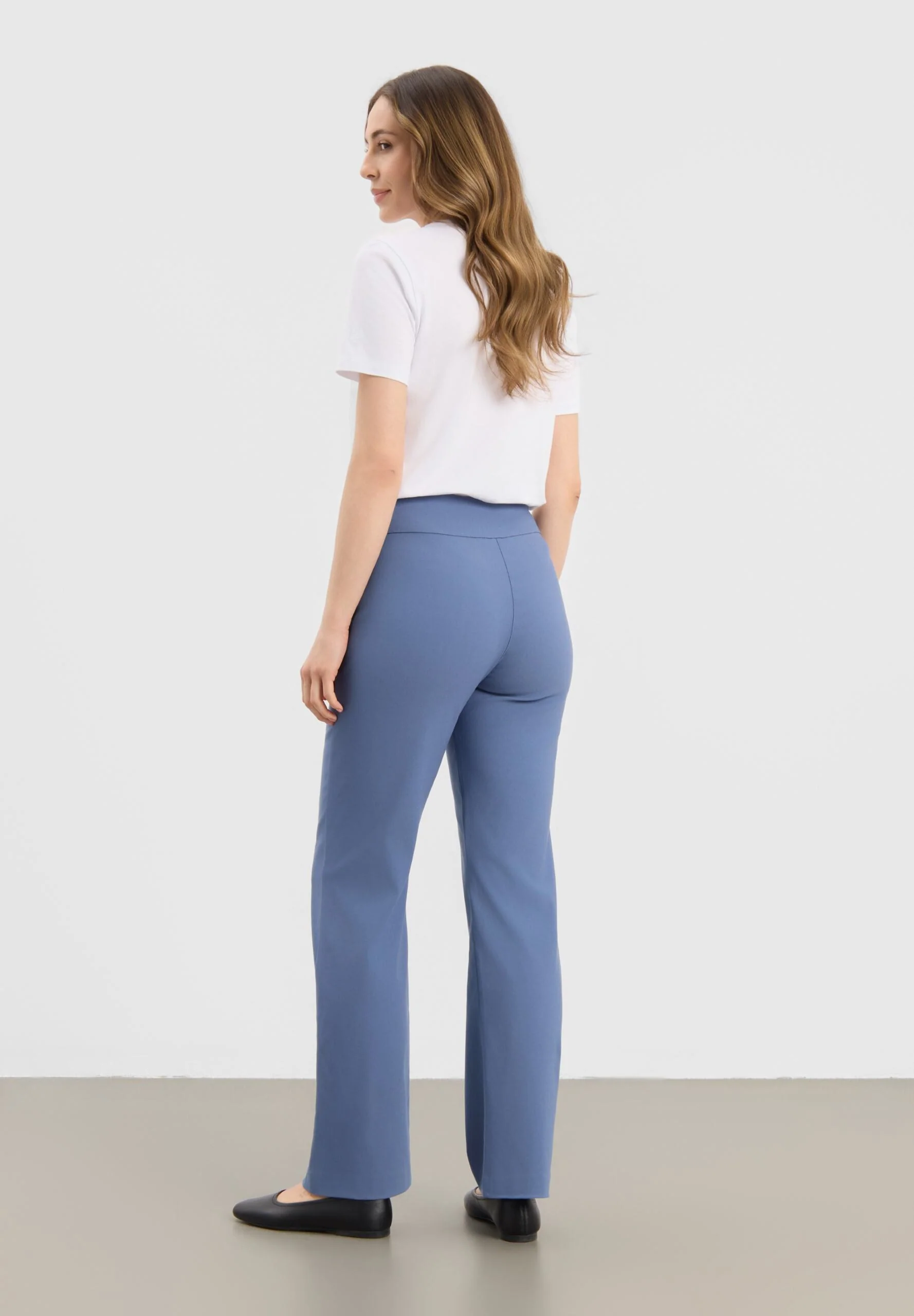 Thea Straight - Medium Length - Blue - Image 3