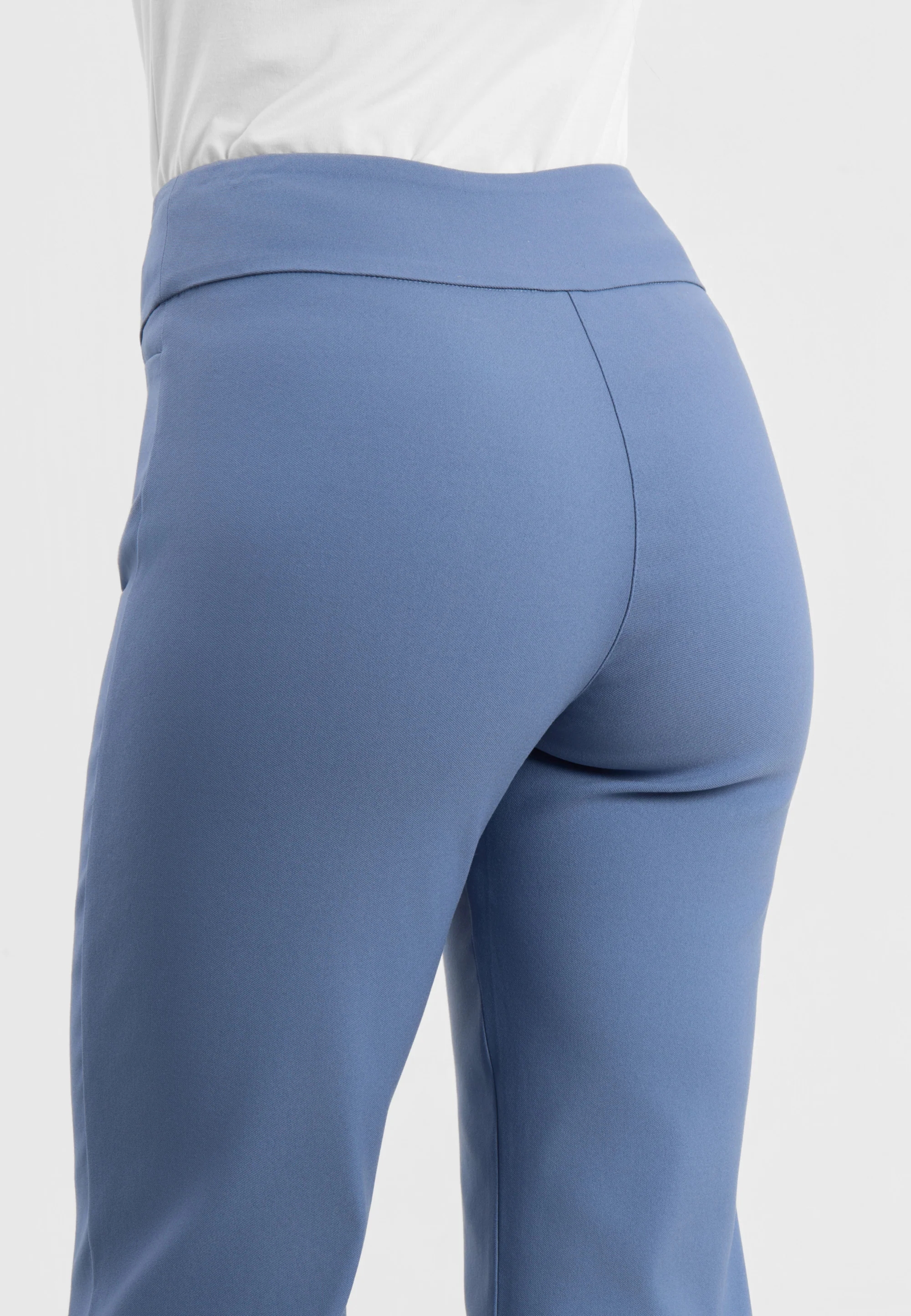 Thea Straight - Medium Length - Blue - Image 4