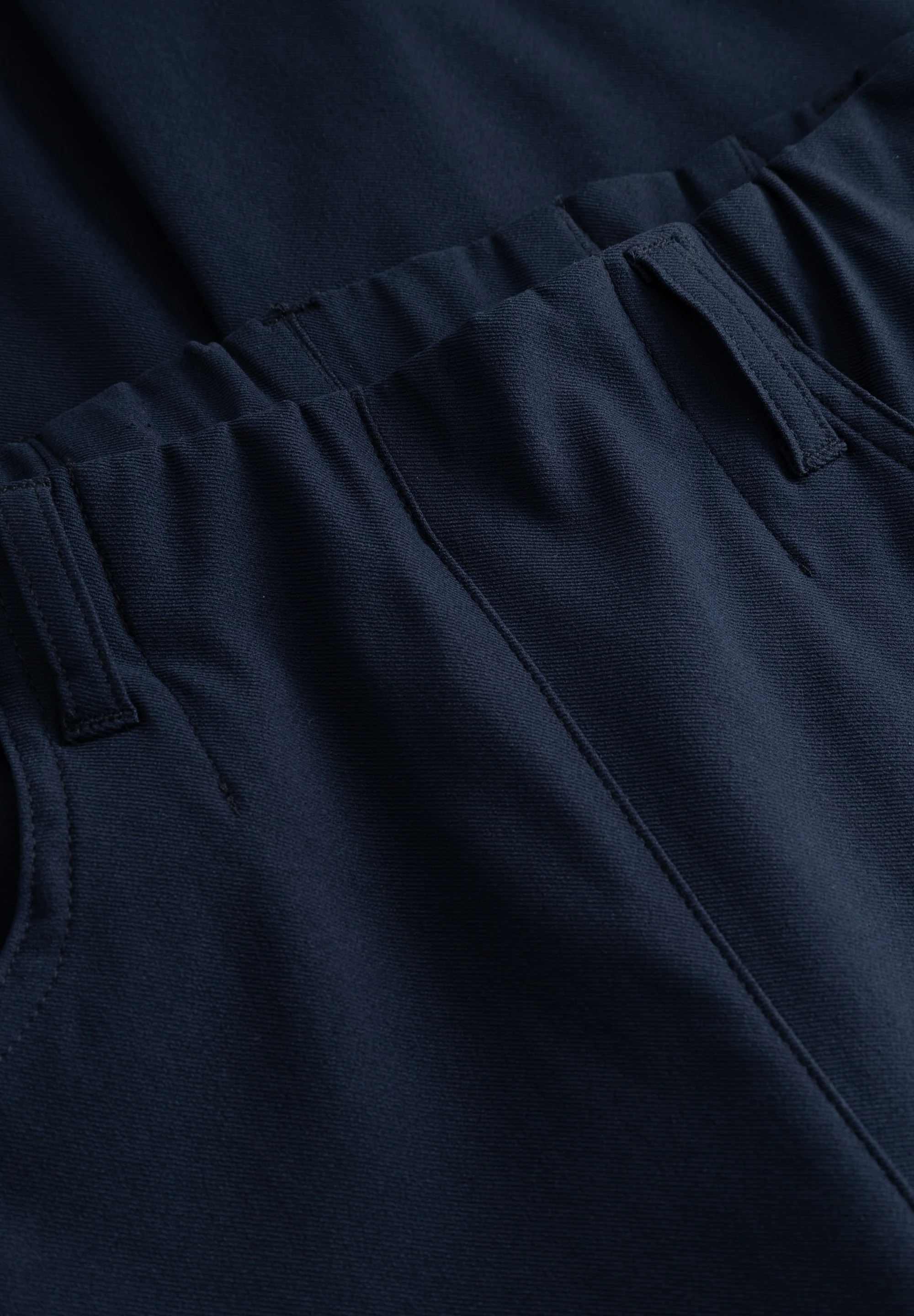 Donna Loose - Short Length - Navy - Image 5