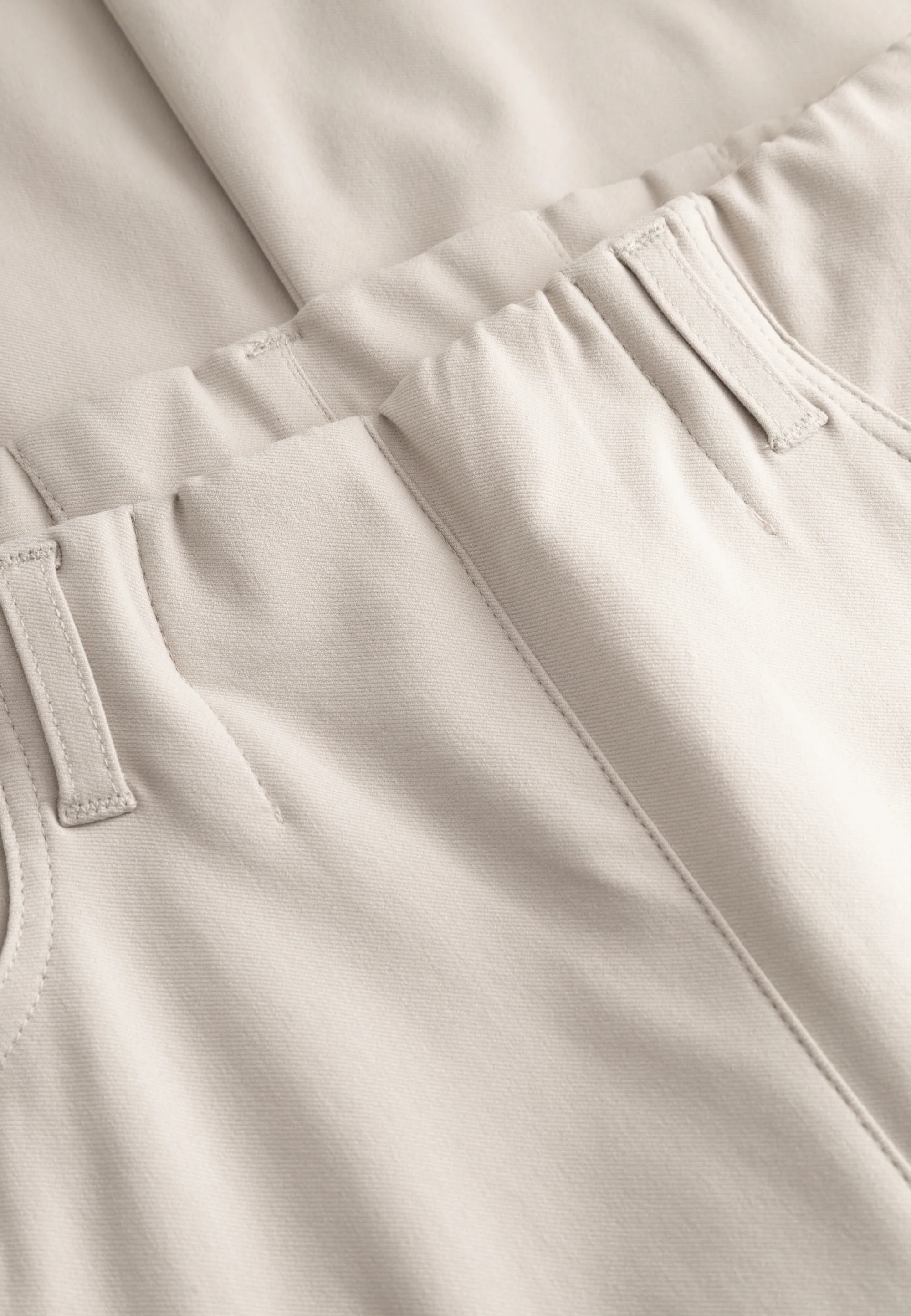 Donna Loose - Medium Length - Grey Sand - Image 6