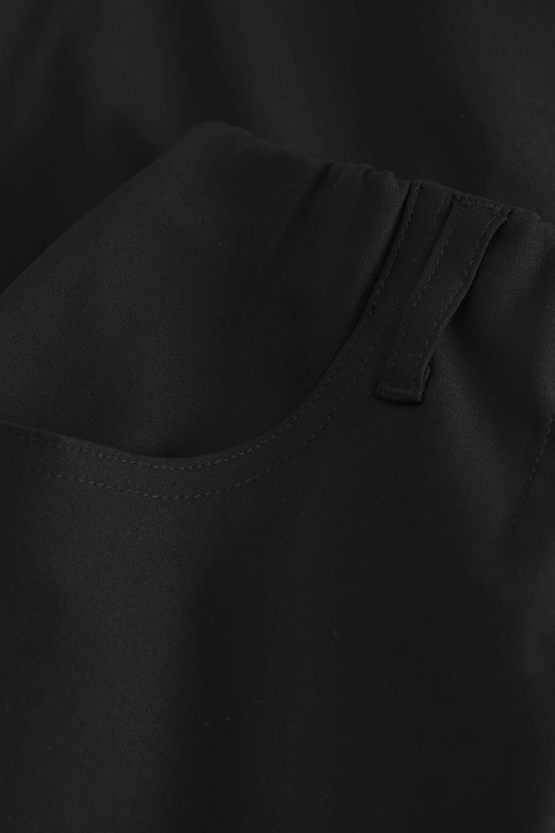 Kelly Regular Shorts - Black - Image 6