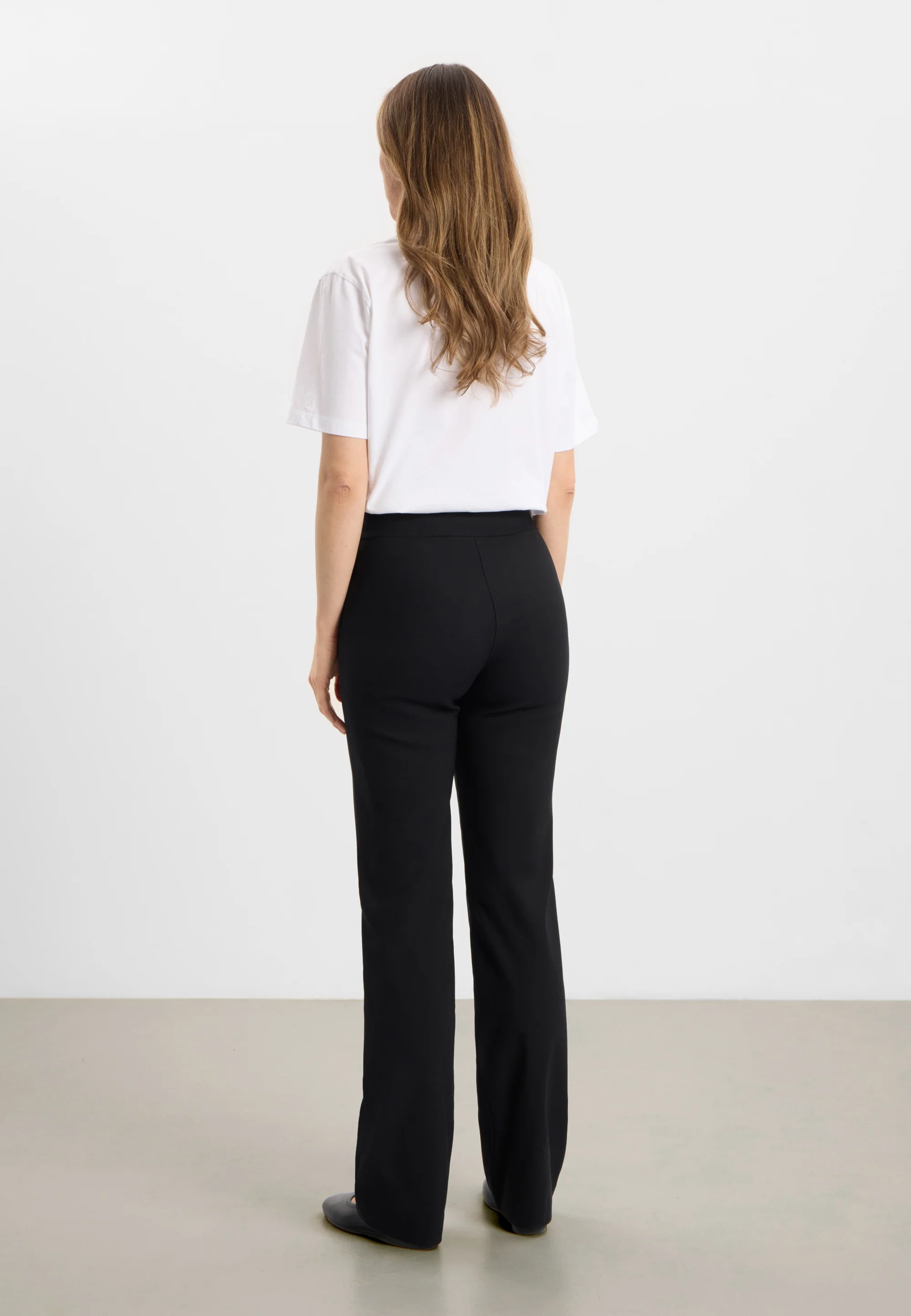 Thea Straight - Long Length - Black - Image 2