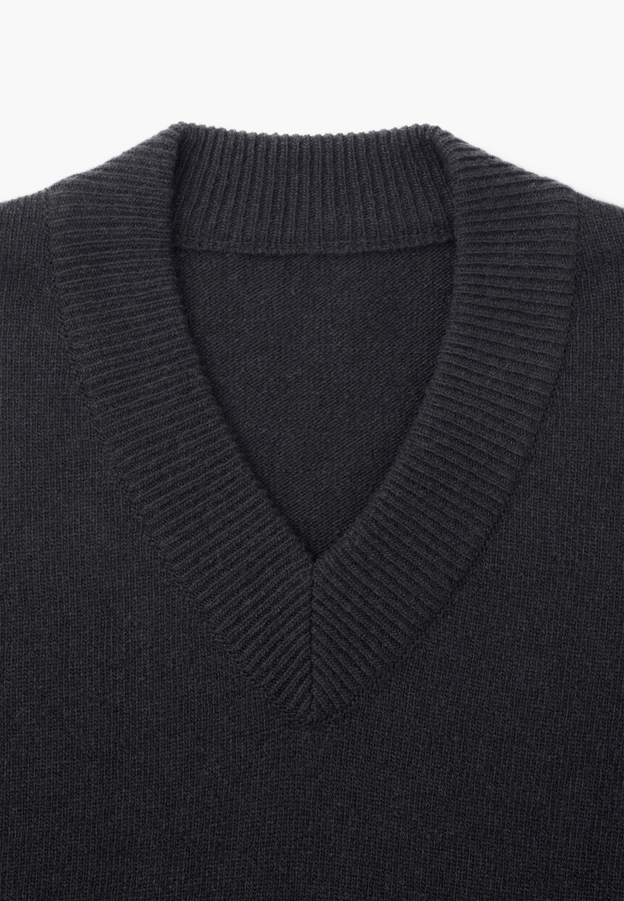 Iza Sweater - Black - Image 5
