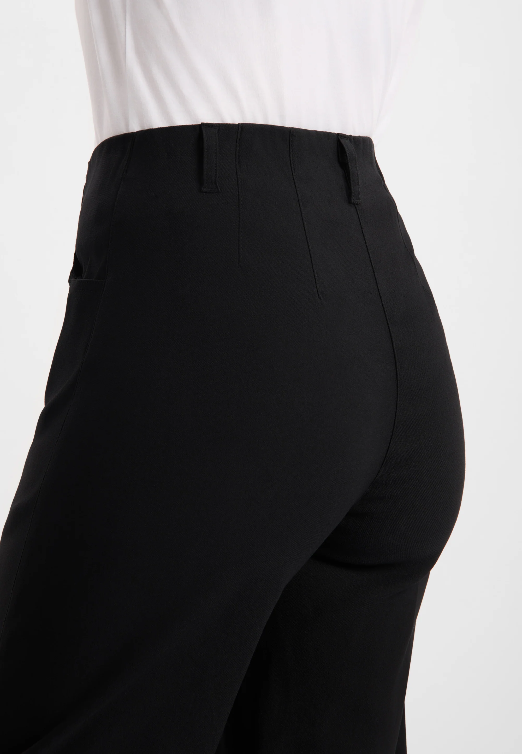 Donna Loose - Long Length - Black - Image 3