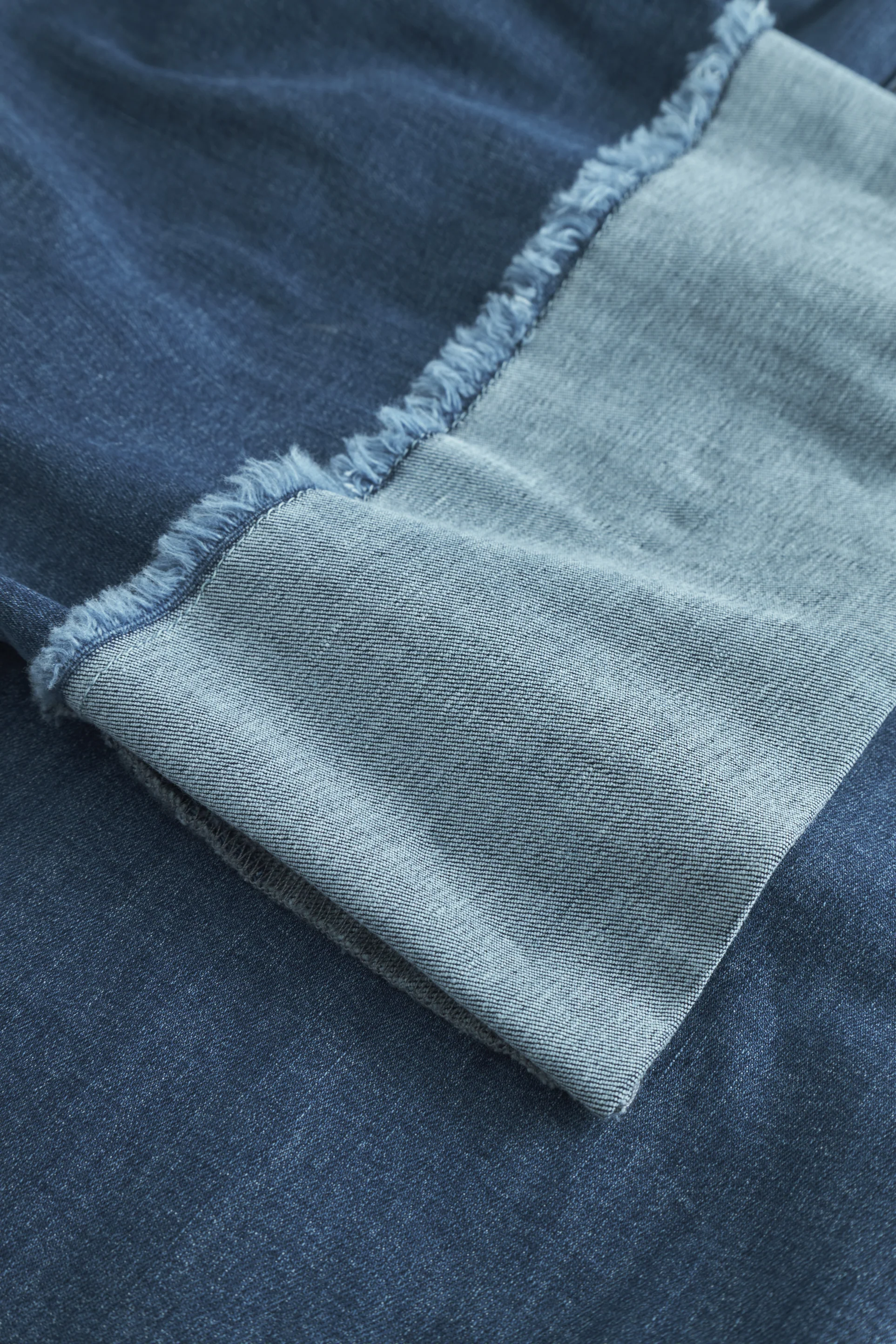 Carol Turn-up Loose - Cropped - Washed Blue Denim - Image 7