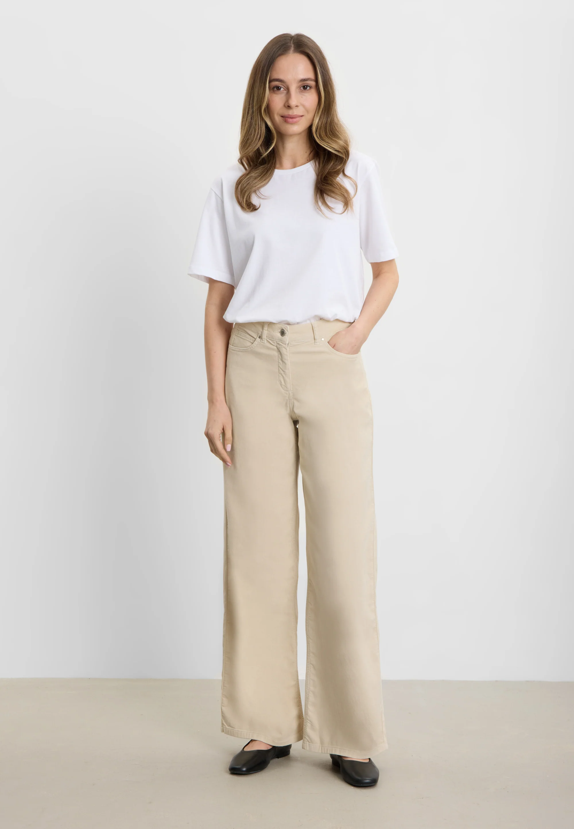 Carol Loose Manchester - Medium Length - Birch