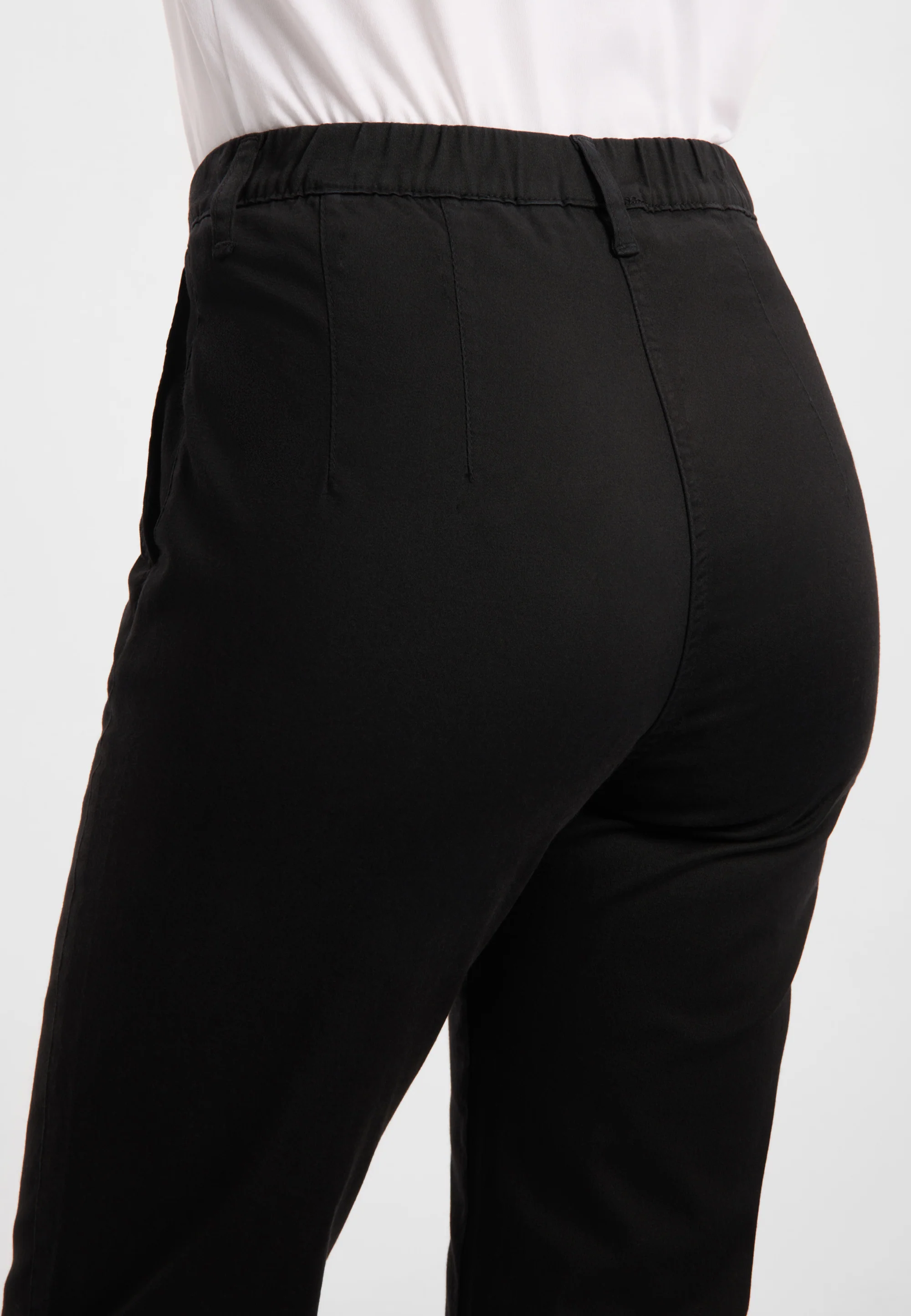 Taylor Regular - Medium Length - Black - Image 3