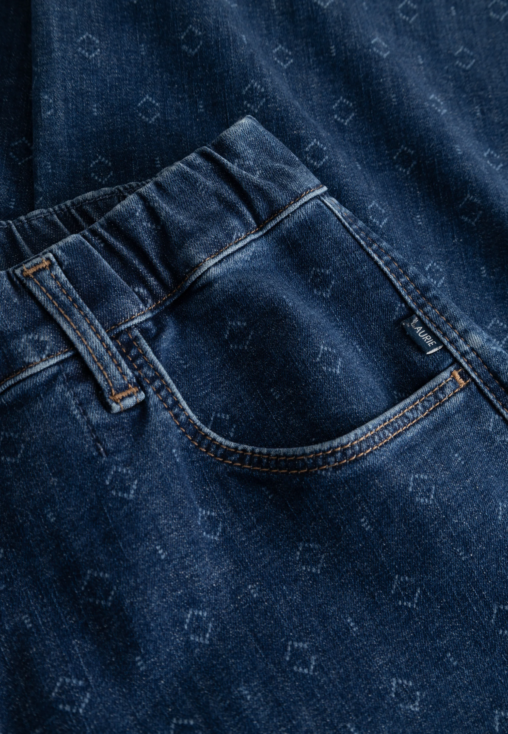 Donna Loose - Cropped - Blue sashiko - Image 4