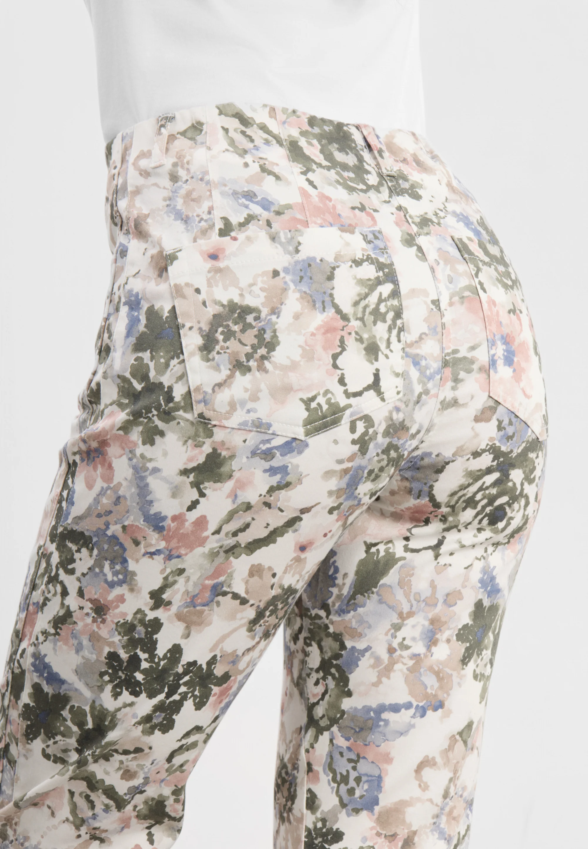 Patricia Pure Regular CL - Khaki watercolour print - Image 3
