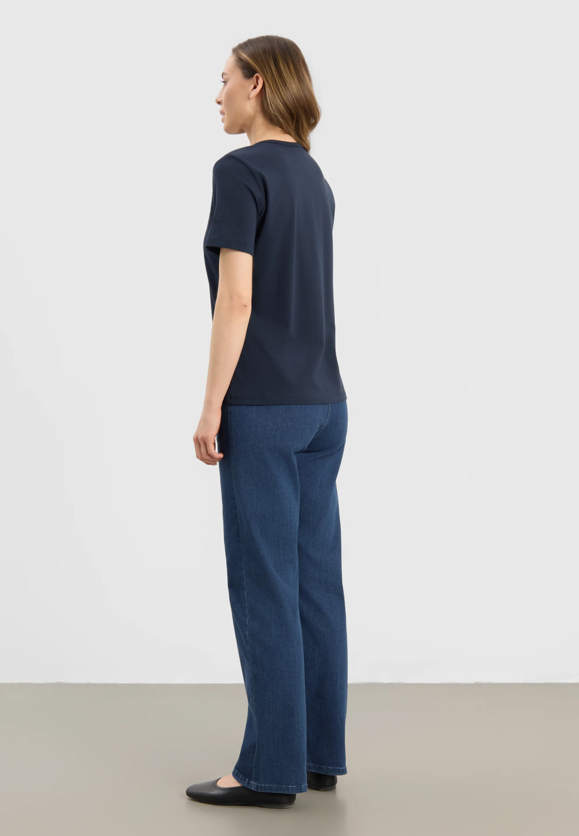 Amanda T-Shirt SS - Navy - Image 6