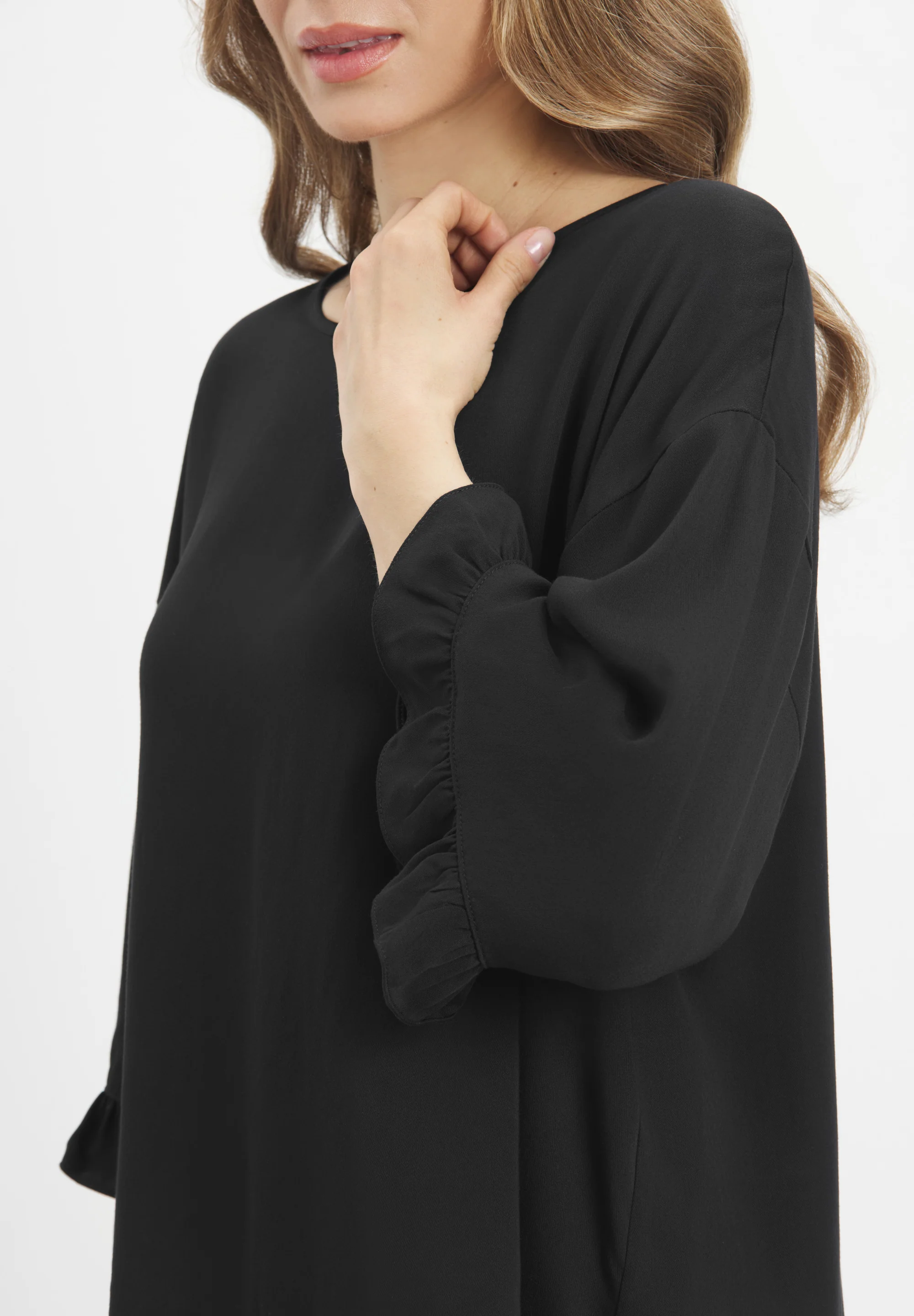 Nova Blouse SS - Black - Image 4