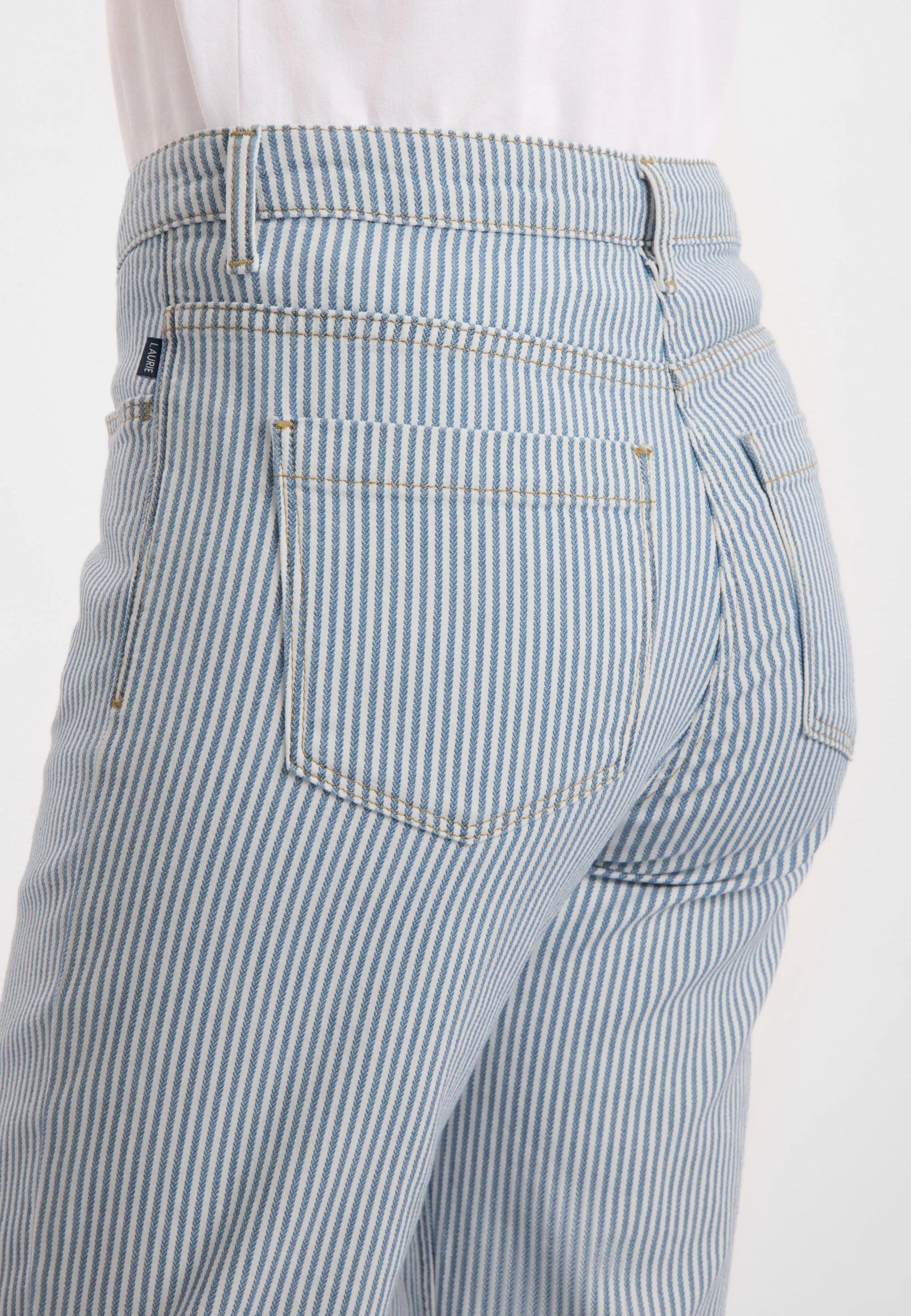 Amelia Slit Straight CL - White blue stripe - Image 4