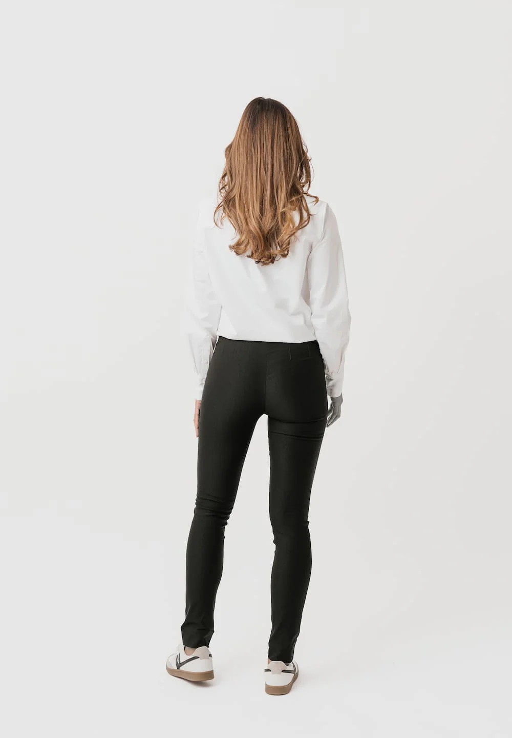 Vicky Slim - Medium Length - Black Brushed - Image 4