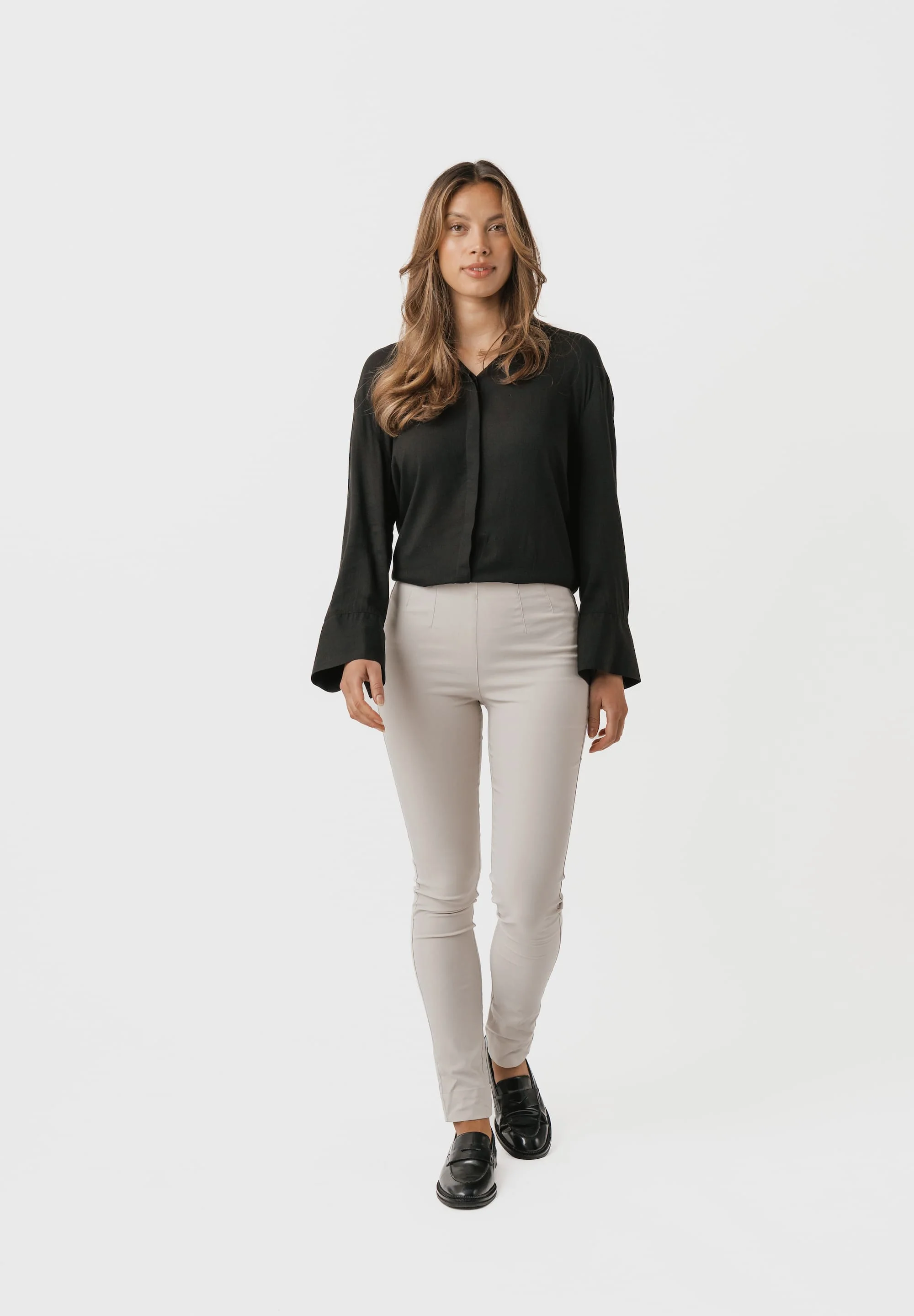 Vicky Slim - Medium Length - Grey Sand - Image 3