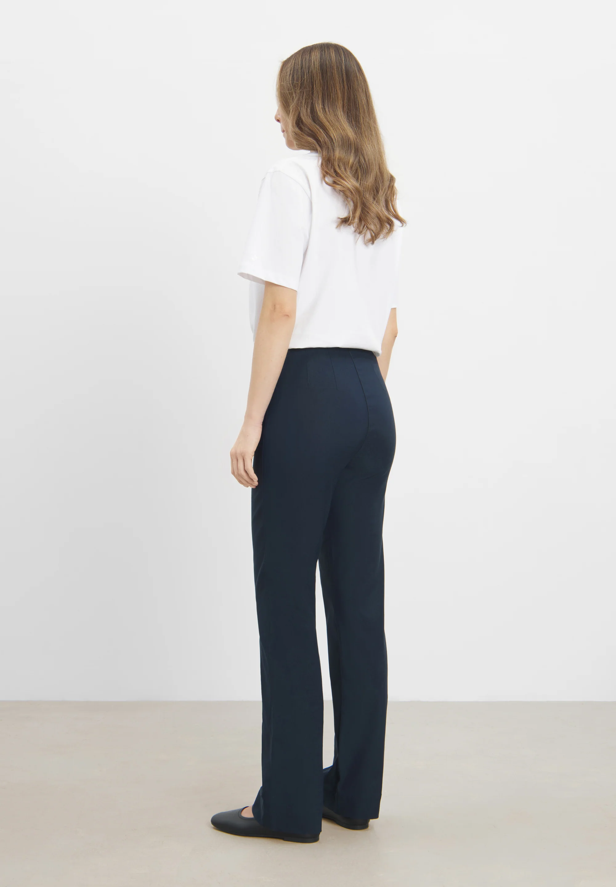 Bella Straight - Medium Length - Navy - Image 2
